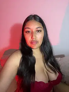 Snapshot of SharaRous chatting on 07-26-26, 10:49 SharaRous online show from 07-26-26, 10:49
