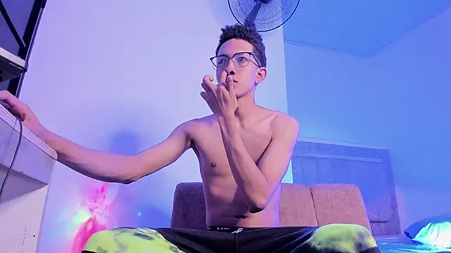 Cj davis  online show from 09-15-25, 03:56