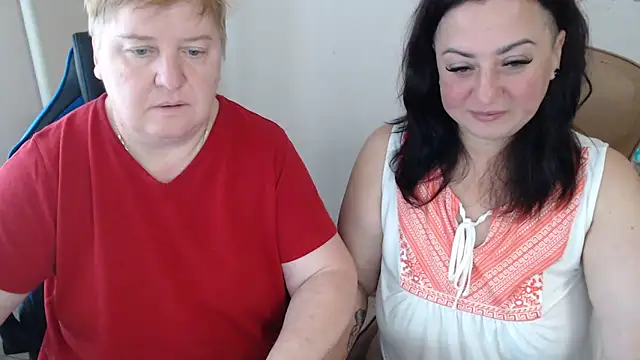 Bertie Adeline online show from 09-15-25, 07:19