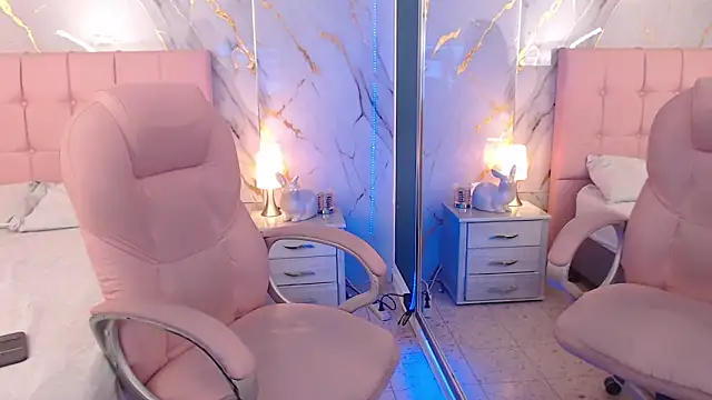 Red kytty6 online show from 11-12-25, 07:46