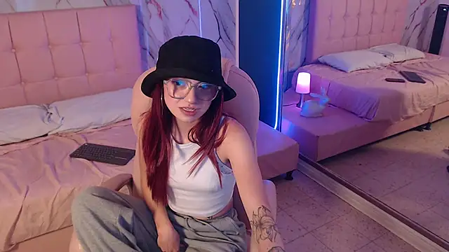 Snapshot of Red_kytty6 chatting on 03-05-26, 05:47 Red kytty6 online show from 03-05-26, 05:47