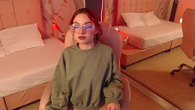 Snapshot of Red_kytty6 chatting on 03-14-26, 03:12 Red kytty6 online show from 03-14-26, 03:12