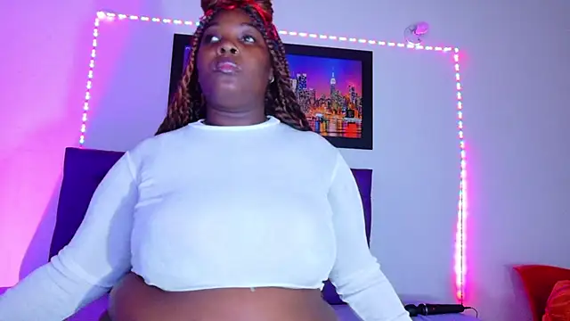 ebony NeighborMoans online show from 11-30-25, 03:21