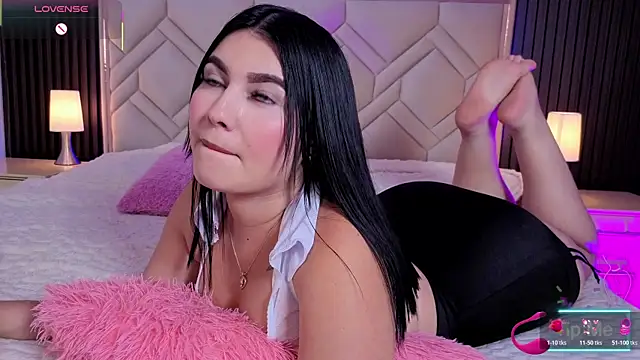 MiaaFarrel online show from 02-24-26, 07:34