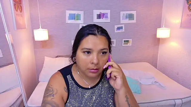 Snapshot of fat_naughtyass chatting on 04-17-26, 01:25 fat naughtyass online show from 04-17-26, 01:25