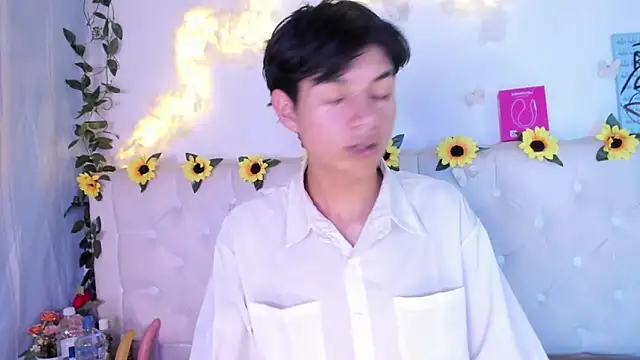 AleAurarashi online show from 01-31-26, 07:34