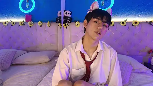 AleAurarashi online show from 03-30-26, 01:17