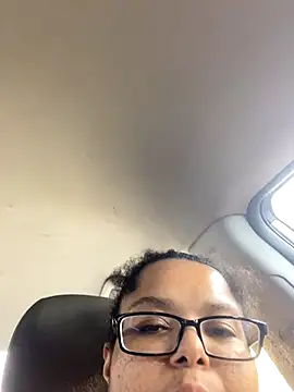 Snapshot of wishuhope4 chatting on 10-11-25, 05:00 wishuhope4 online show from 10-11-25, 05:00