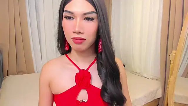 Snapshot of MaxCollins chatting on 12-04-25, 08:39 MaxCollins online show from 12-04-25, 08:39