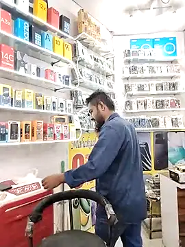 avi007p online show from 10-18-25, 11:33