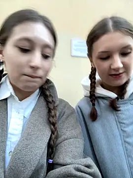 FroggyAnna online show from 10-02-25, 02:24