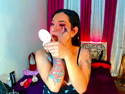 Snapshot of Fujiko2020 chatting on 11-12-25, 02:50 Fujiko2020 online show from 11-12-25, 02:50