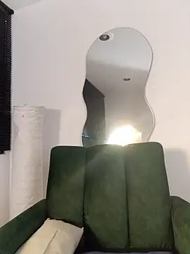 Snapshot of a_Malgosia_mako chatting on 11-19-25, 11:38 a Malgosia mako online show from 11-19-25, 11:38