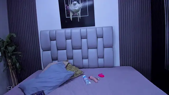 Bora Lajuana online show from 10-10-25, 03:38