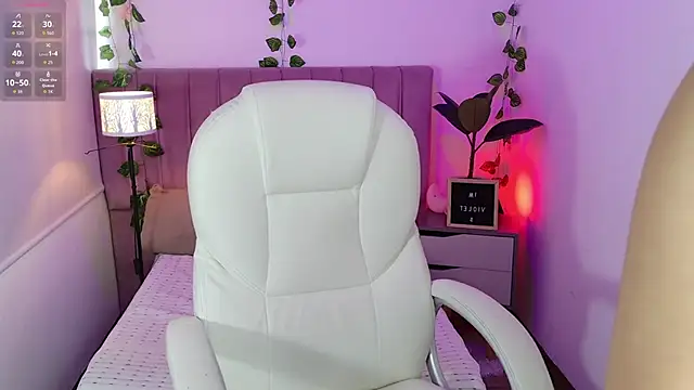 VioletBlacke  online show from 11-06-25, 03:02