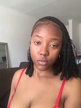 Snapshot of Sprinkle_Q chatting on 09-15-25, 11:21 Sprinkle Q online show from 09-15-25, 11:21