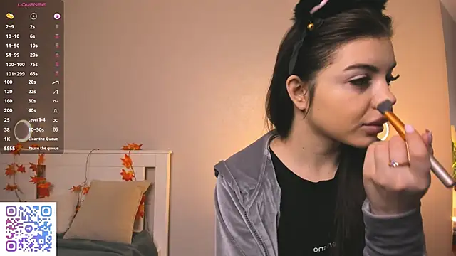 AuroraVice online show from 12-05-25, 06:22