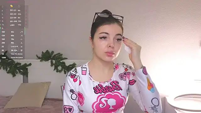 AuroraVice online show from 01-11-26, 06:51