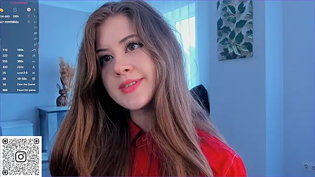 Snapshot of Orivienne chatting on 09-20-25, 06:36 Orivienne online show from 09-20-25, 06:36