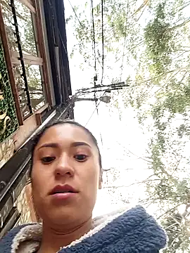 Snapshot of Liahdiaz_ chatting on 07-01-26, 01:13 Liahdiaz online show from 07-01-26, 01:13