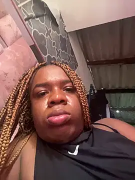 Snapshot of LicyEvans1 chatting on 03-01-26, 09:28 LicyEvans1 online show from 03-01-26, 09:28