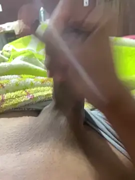 Snapshot of marcqueim chatting on 11-04-25, 03:49 marcqueim online show from 11-04-25, 03:49