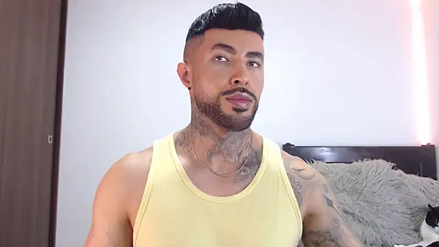 andrea de lucaa online show from 02-19-26, 03:46