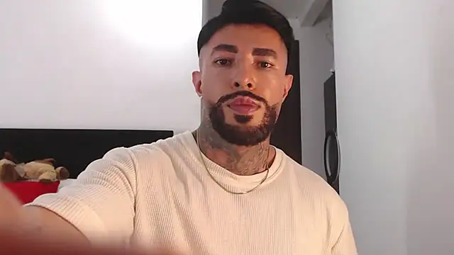 andrea de lucaa online show from 06-01-26, 02:46