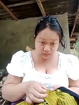 girl-babi online show from 05-15-26, 11:45