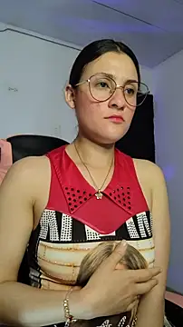 Snapshot of lindasyt chatting on 05-28-26, 09:39 lindasyt online show from 05-28-26, 09:39