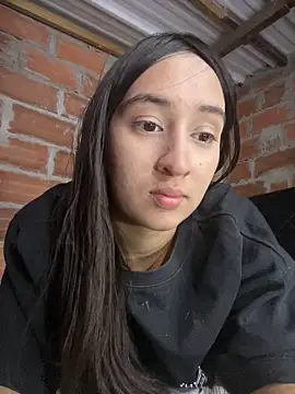 Snapshot of RAKEL37 chatting on 04-29-26, 01:21 RAKEL37 online show from 04-29-26, 01:21