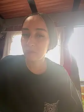 Snapshot of RAKEL37 chatting on 05-08-26, 06:24 RAKEL37 online show from 05-08-26, 06:24