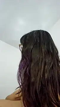 LeemaBean online show from 09-15-25, 06:08