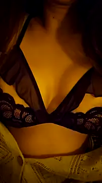 LeemaBean online show from 09-23-25, 04:32