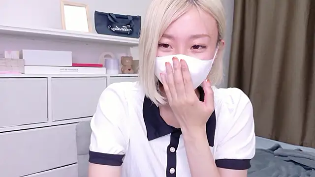 Snapshot of Nana__ch chatting on 06-18-26, 04:22 Nana ch online show from 06-18-26, 04:22