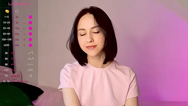 MiaSweetasHoney online show from 11-05-25, 06:24