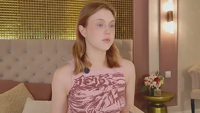 Snapshot of CaitlinSugar chatting on 05-26-26, 04:19 CaitlinSugar online show from 05-26-26, 04:19