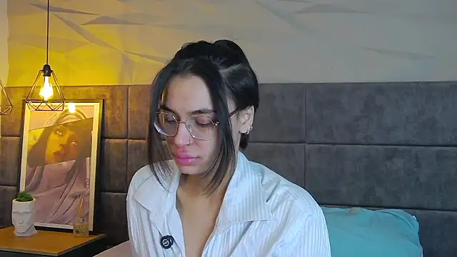 VioletAsh online show from 02-02-26, 04:44