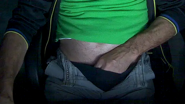 velikifant7 online show from 12-22-25, 05:48