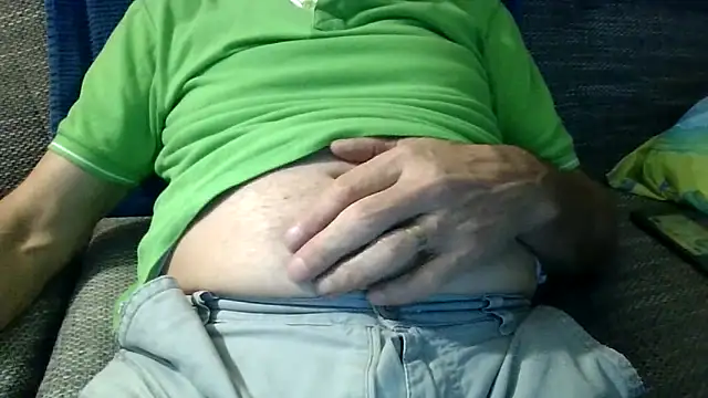 velikifant7 online show from 12-22-25, 05:54