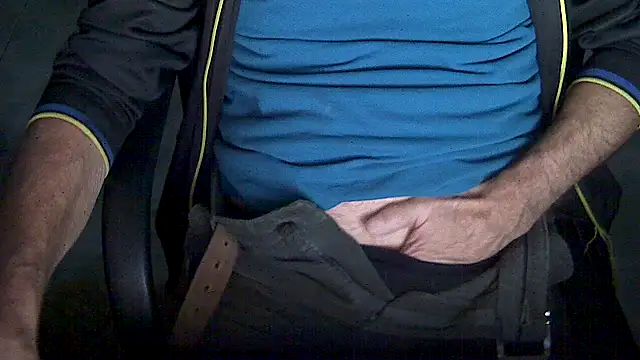 velikifant7 online show from 01-12-26, 05:12