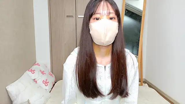 riri  nyan o0 online show from 04-14-26, 11:05