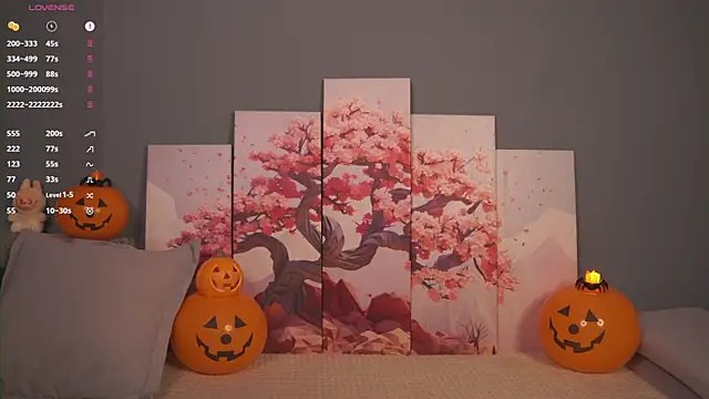 KissieKat online show from 10-30-25, 07:10