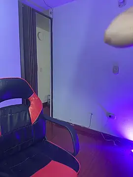 Candy Velvet online show from 04-16-26, 09:15