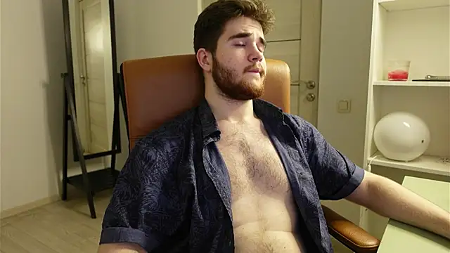 Snapshot of Mark_Maxim chatting on 10-25-25, 07:52 Mark Maxim online show from 10-25-25, 07:52