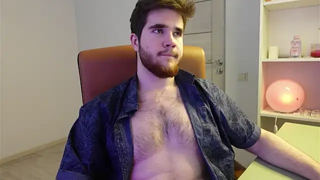 Snapshot of Mark_Maxim chatting on 11-25-25, 12:49 Mark Maxim online show from 11-25-25, 12:49