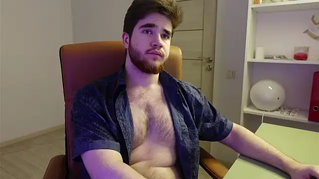 Snapshot of Mark_Maxim chatting on 11-29-25, 06:16 Mark Maxim online show from 11-29-25, 06:16