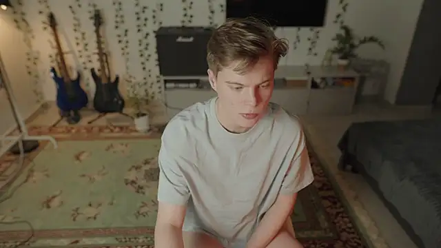 Snapshot of RusBradPitt chatting on 01-11-26, 05:51 RusBradPitt online show from 01-11-26, 05:51