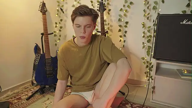 Snapshot of RusBradPitt chatting on 02-16-26, 04:25 RusBradPitt online show from 02-16-26, 04:25