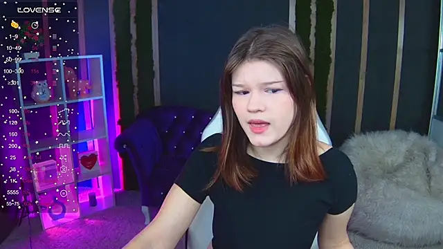 Lunamytrend online show from 11-19-25, 06:24